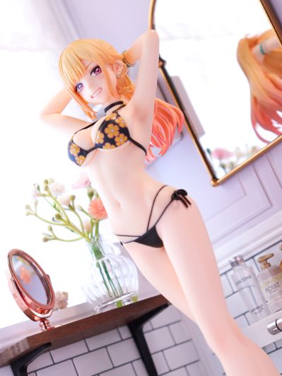 泳圈少女 更衣人偶坠入爱河 喜多川海梦