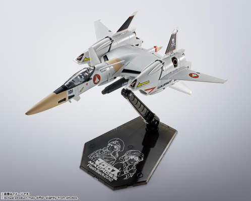 HI-METAL R VF-4  雷霆号三代 -超时空要塞 Flash Back 2012-