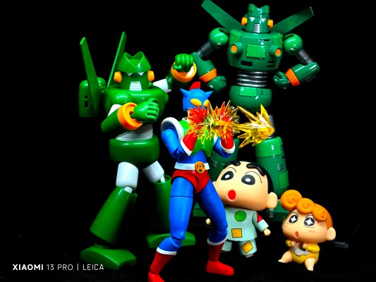 SMP 蜡笔小新 超电导钢弹勇士 钢达姆机器人