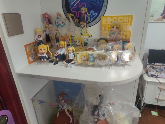 孤独摇滚！动画版  伊地知虹夏 玩具人偶