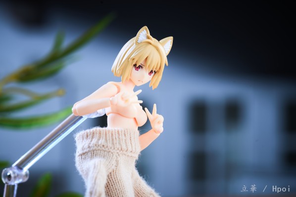 figma#574 女性素体 （千秋）与 露肩毛衣连衣裙