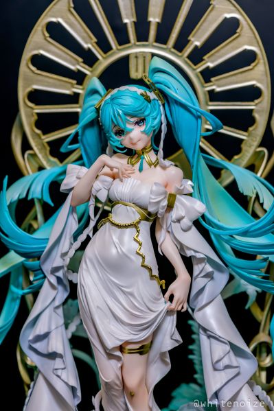 初音未来 feat. 米山舞