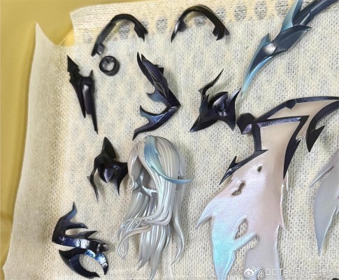 龙姬士 迪玛奥丝