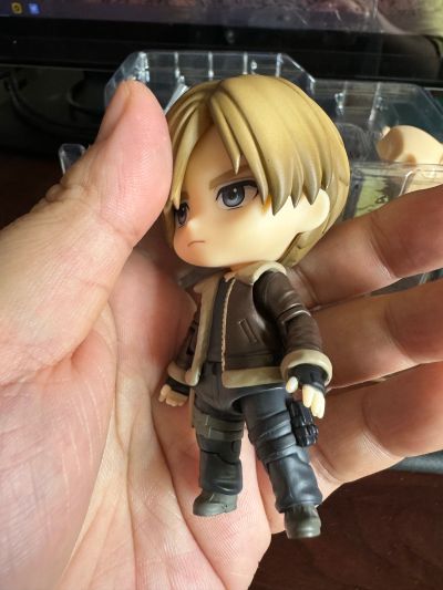 粘土人#2337 生化危机4：重制版 里昂·斯科特·肯尼迪