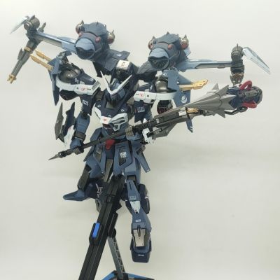 FULL MECHANICS 1/100 翔翼型灾厄高达