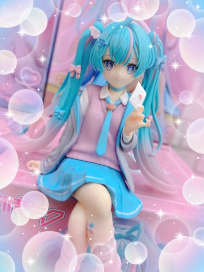 初音未来  压泡面人偶ー恋爱的西装外套ー