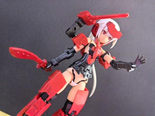 机甲少女 迅雷+武器套装