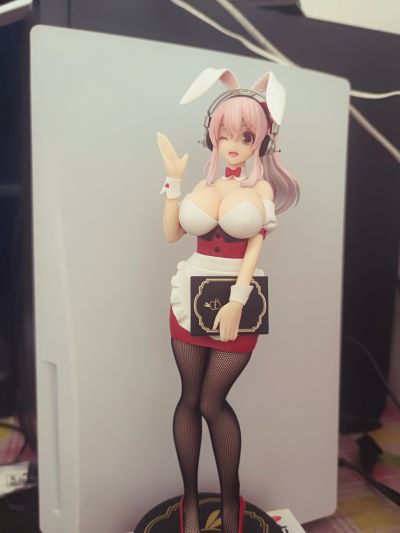 BiCute Bunnies 超级索尼子 女服务员