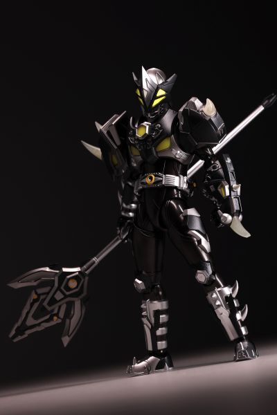 铠甲勇士形刻系列第十二作   黑犀侠