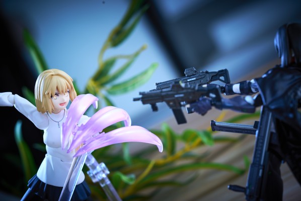 figma#574 女性素体 （千秋）与 露肩毛衣连衣裙