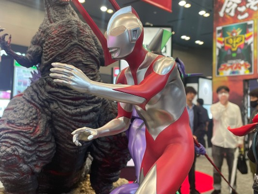 新世纪福音战士初号机（新·日本·英雄·宇宙）