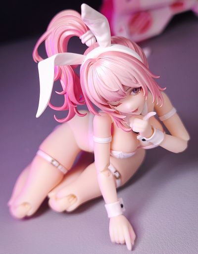 RA-01 兔女郎 艾琳