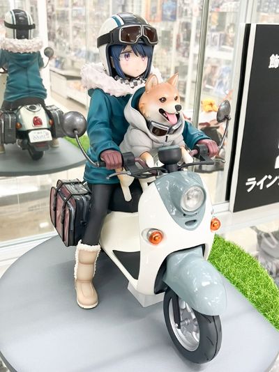 摇曳露营△ 志摩凛