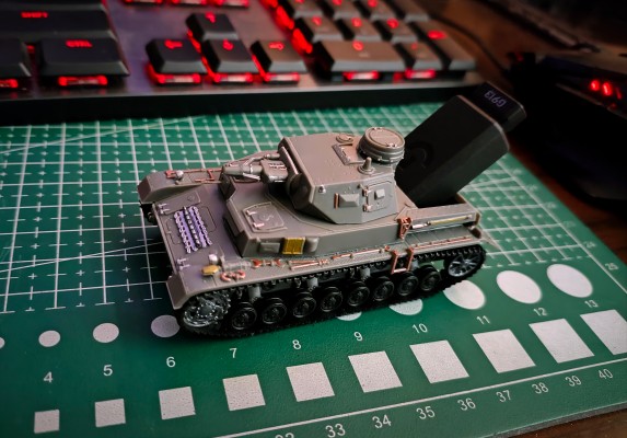 少女与战车  IV号坦克D型 鮟鱇鱼队亚克力立牌附属