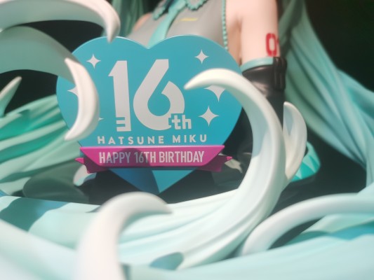 初音未来 16周年纪念 胸像