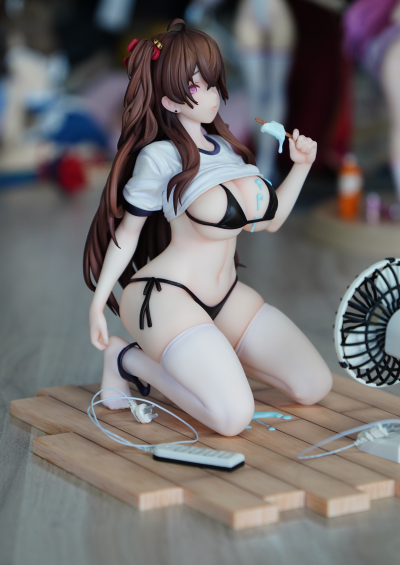 避暑的体操服JK少女 特典版