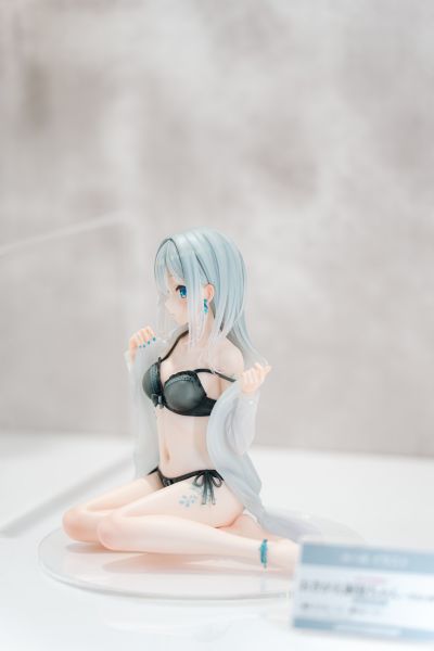 换装的银发少女~天蓝的早晨~限定衣装