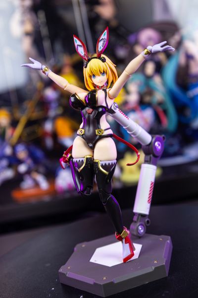 索菲亚· F· 希琳