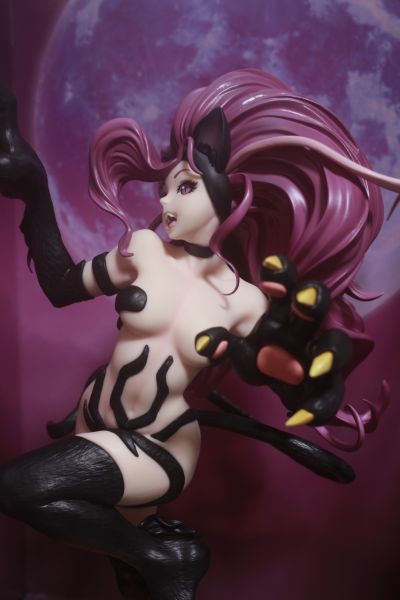 美少女雕像 恶魔战士 菲莉西亚 限定版