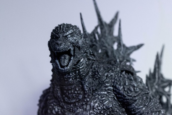 S.H.MonsterArts 哥斯拉（2023）黑白配色