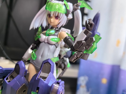 机甲少女 魔鹫科洛尼斯