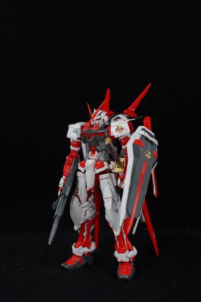 MG  机动战士高达SEED DESTINY ASTRAY R 异端高达红色机(翔翼型装备)