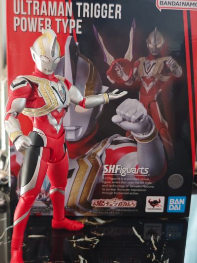 S.H.Figuarts 特利迦奥特曼 特利迦奥特曼 强力型