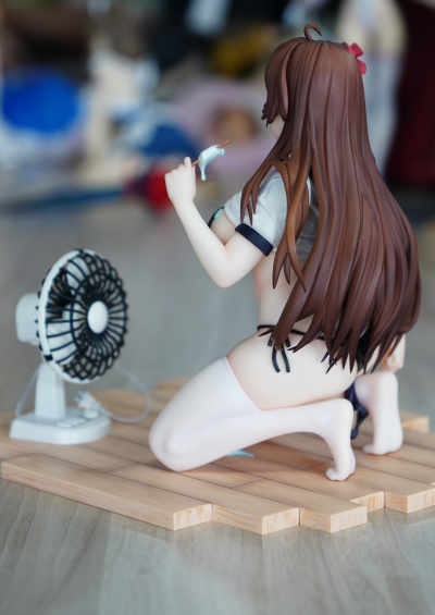 避暑的体操服JK少女 特典版