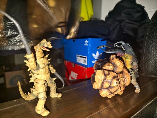 S.H.Figuarts 杰克奥特曼  古敦