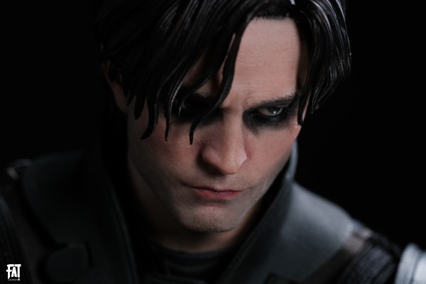 新蝙蝠侠 蝙蝠侠 和 布鲁斯韦恩 收藏级可动人偶