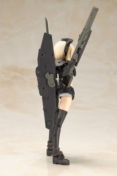 岛田文金艺术集 机甲少女 阿蒂尼娅