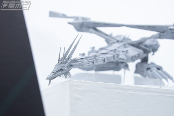 SMP ALTERNATIVE DESTINY 超兽机神断空我 巨龙战舰（暂译）