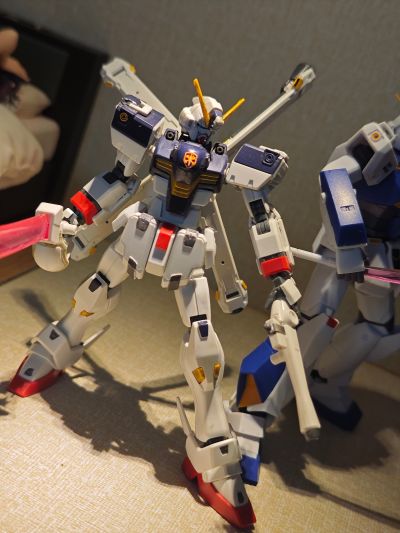 HGUC 1/144 机动战士海盗高达 XM-X1 (F97) 海盗高达X1
