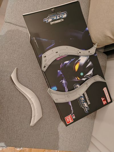 奥特复刻 赛罗头镖