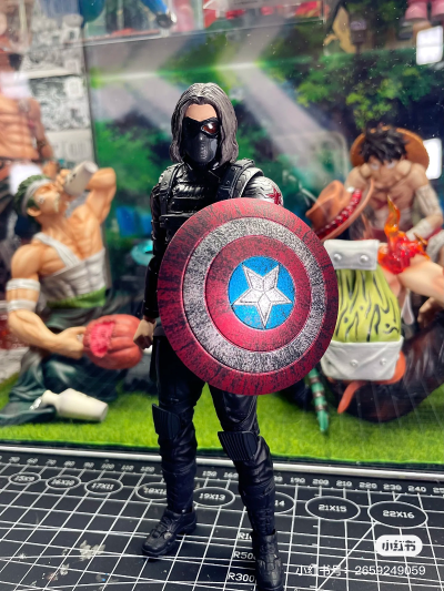 MAFEX 编号203 美国队长2 冬日战士