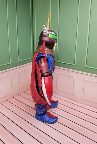 MAF (怪兽可动模型) 圆谷PRO篇 百特星人（红超人版）