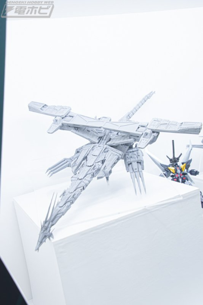 SMP ALTERNATIVE DESTINY 超兽机神断空我 巨龙战舰（暂译）