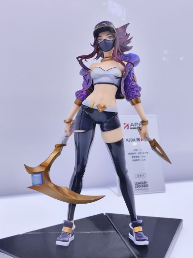 英雄联盟 K/DA 阿卡丽