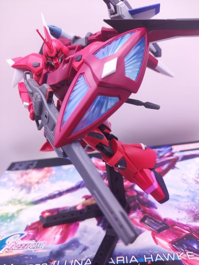 HG 1/144 勇士险兆（露娜玛丽亚·霍克专用机）