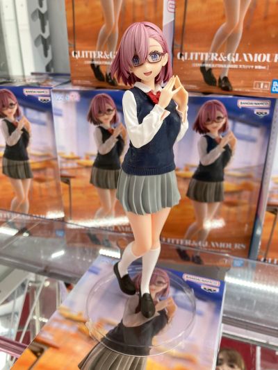 2.5次元的诱惑 独特魅力 天乃理理沙 校服造型