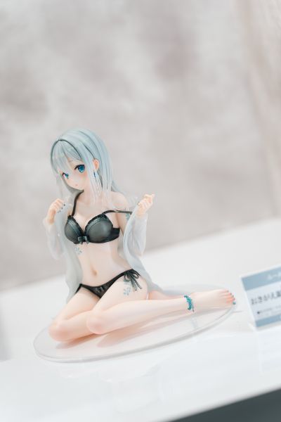 换装的银发少女~天蓝的早晨~限定衣装