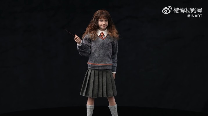 哈利波特与魔法石 赫敏·格兰杰（学院服）1/6收藏级可动人偶