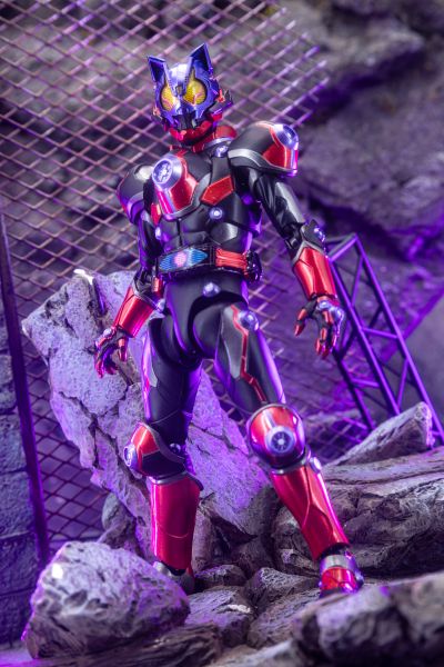 S.H.Figuarts  假面骑士炬目
