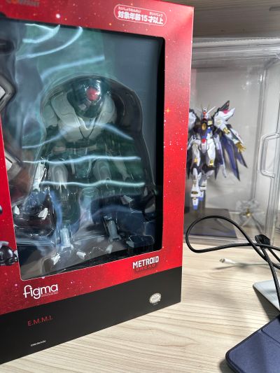 figma#613 密特罗德 生存恐惧 E.M.M.I.