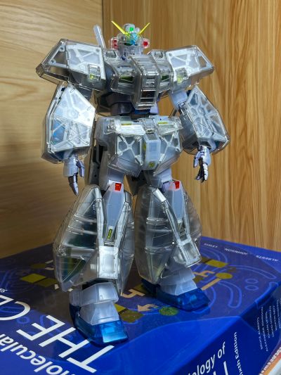 MG 机动战士高达0080 口袋里的战争 NT-1高达 2.0版本 [彩透版]