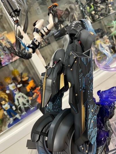 黑岩射手 黎明降临 皇后[黑岩射手] ~福家亮平概念海报~