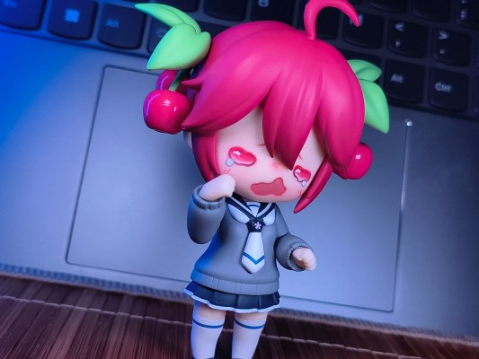 良笑赏 樱花未来2024 终极大奖 粘土人#2331-b 樱花未来（水手服 异色版）