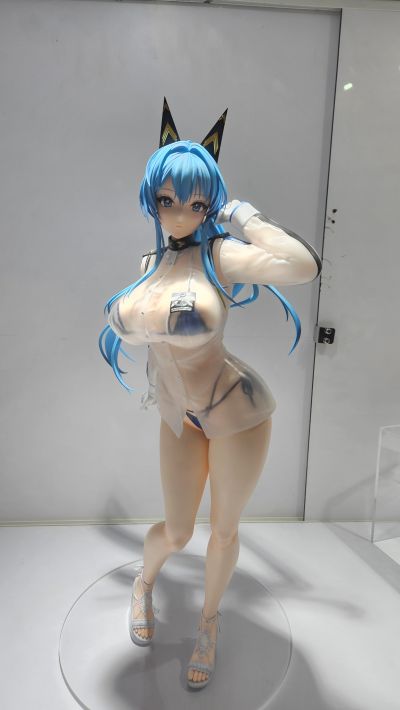 B-style 胜利女神：妮姬 海伦 海蓝宝石