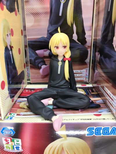 孤独摇滚！动画版 小坐系列奖品人偶 “伊地知星歌”