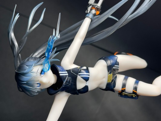 黑岩射手 黎明降临 皇后[黑岩射手] ~福家亮平概念海报~